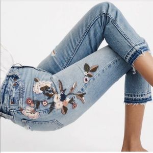 Abercrombie & Fitch Annie High Rise girlfriend floral embroidered jeans size 2